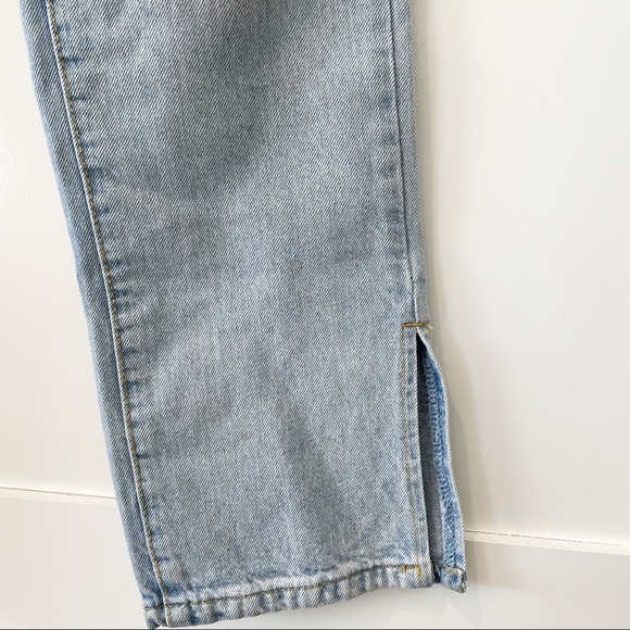 Light Wash Split Ankle Denim - Picture 3 of 6